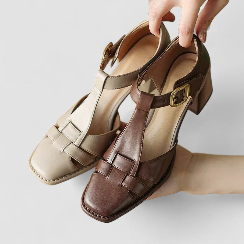 Elyxiana | Orthopädische T-Strap Blockabsätze